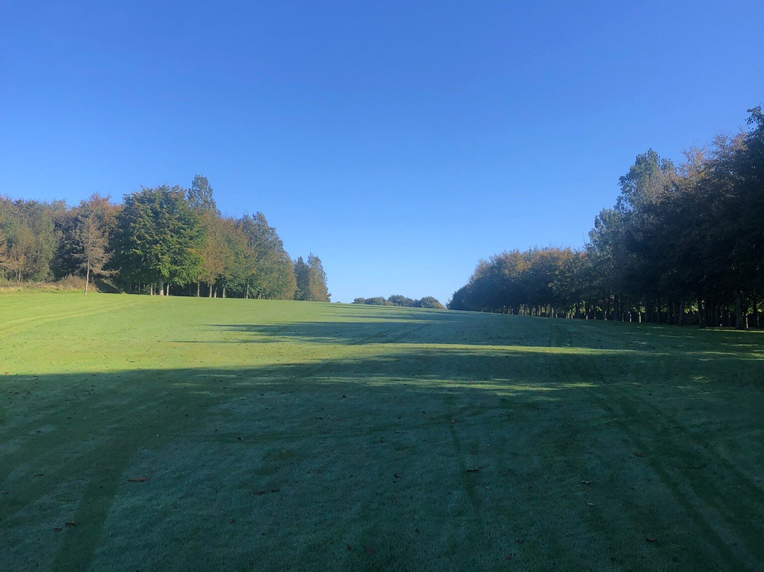 Libbaton Golf Club景点图片
