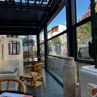 Dulcet Hotel