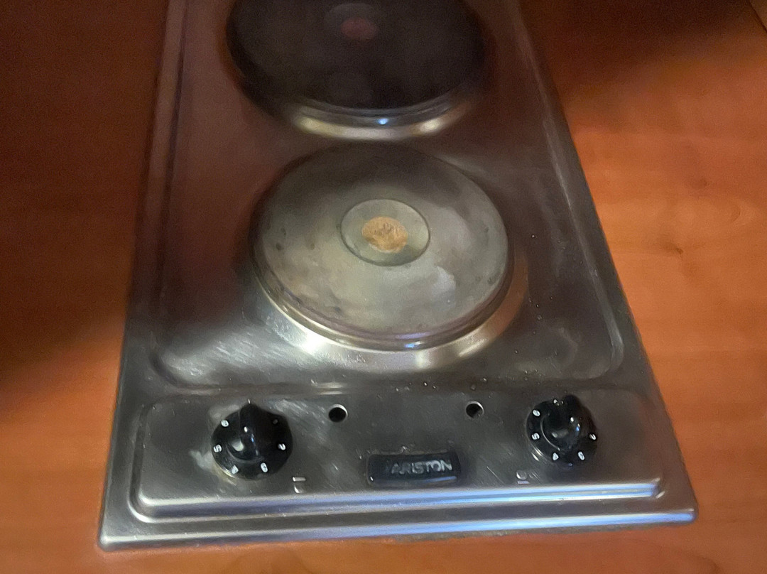 特拉亚诺酒店主图