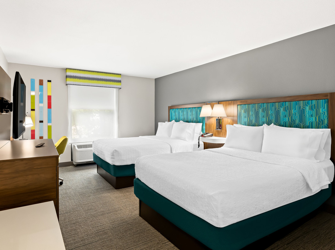 Hampton Inn & Suites Canton主图