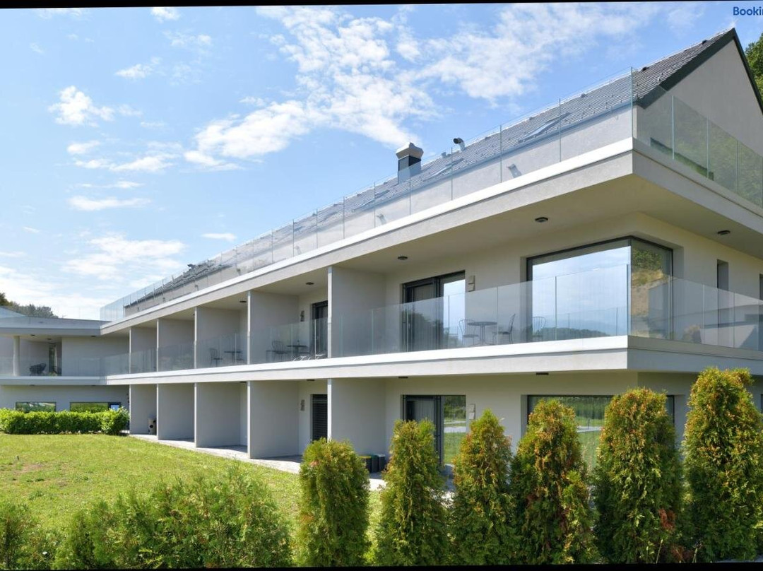 TI Club Hotel主图