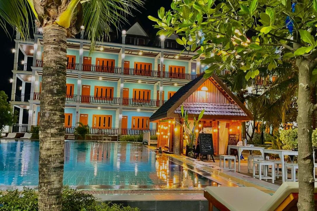 Nakasang Paradise Hotel