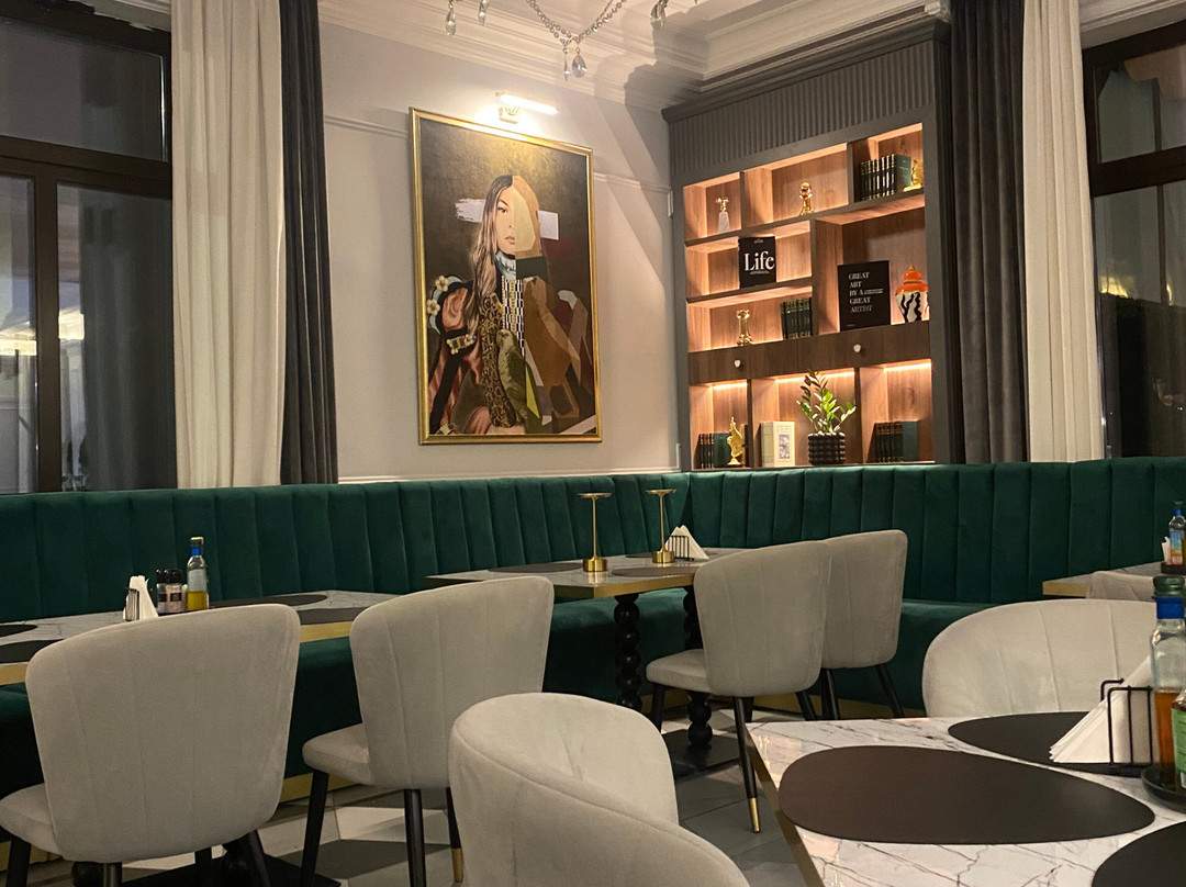 丽城酒店主图