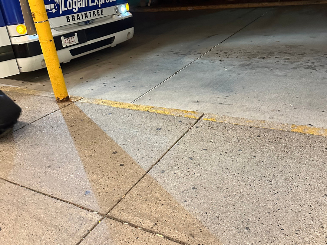 Logan Express景点图片