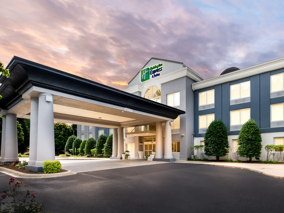 Dillsboro酒店住宿-Holiday Inn Express & Suites Sylva - Western Carolina Area by IHG