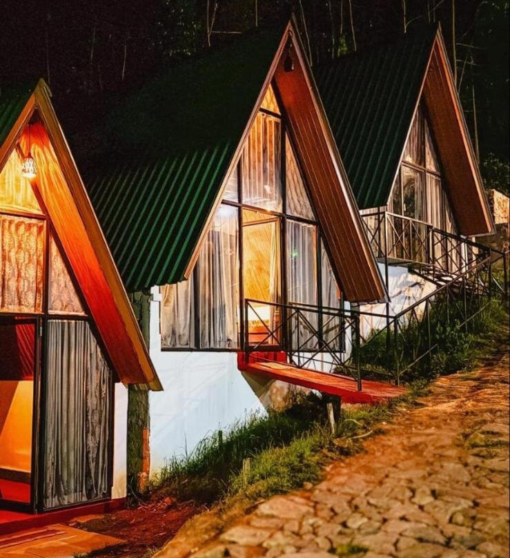 Redmist Vattavada Homestay