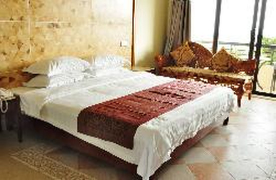 三亚椰林滩大酒店主图