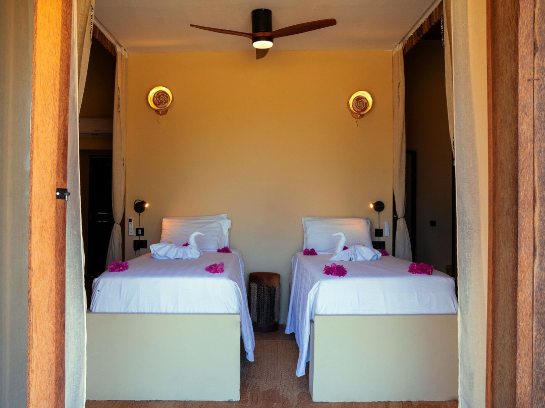 Basecamp Mafia Island主图