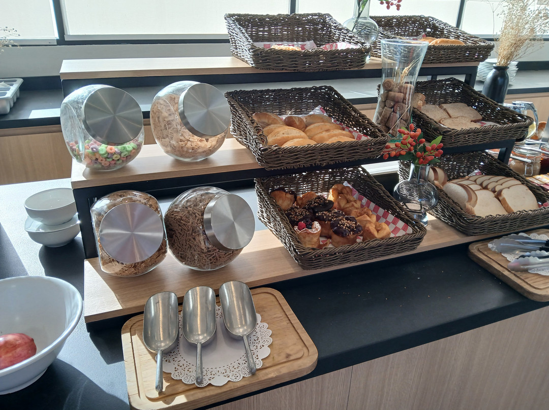 Ramada Encore By Wyndham Guadalajara Aeropuerto主图