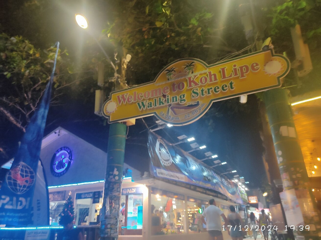 Koh Lipe Walking Street景点图片