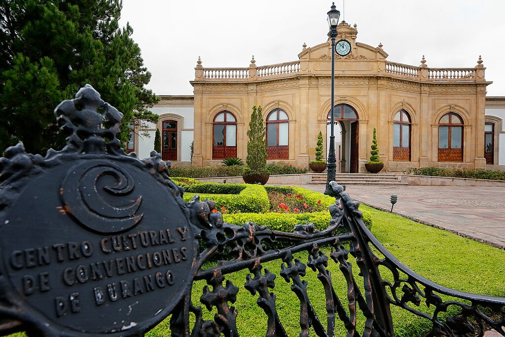 Centro Cultural y de Convenciones Bicentenario景点图片