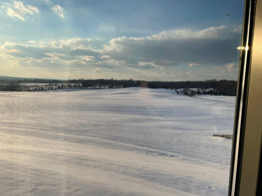 Round Hill Inn主图