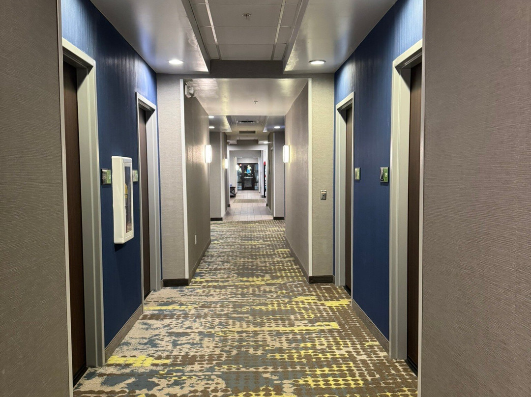 Hampton Inn Oak Grove Fort Campbell主图