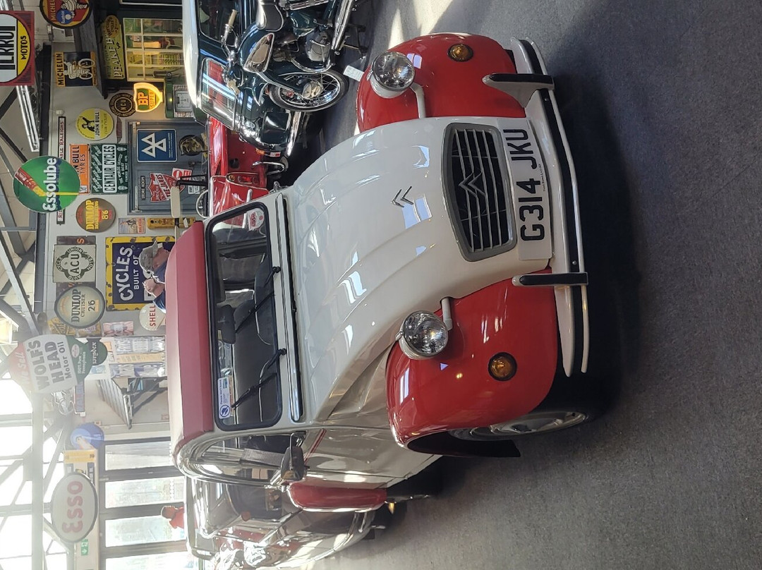 Lakeland Motor Museum景点图片