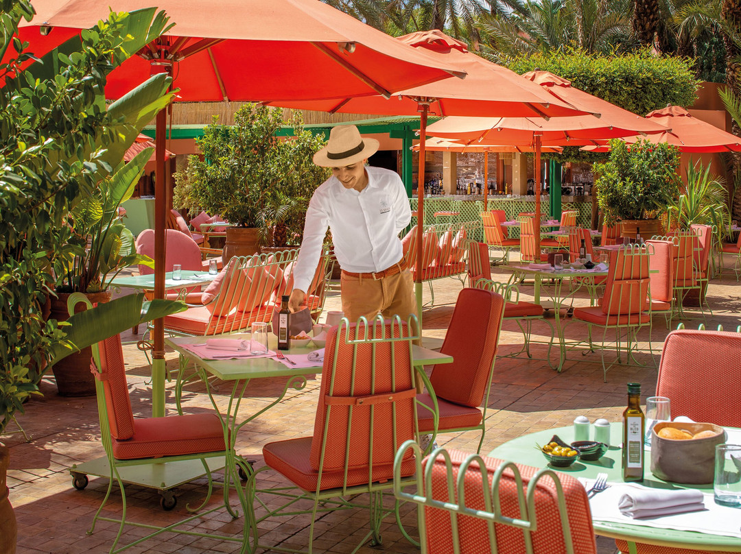 Autour de la Piscine