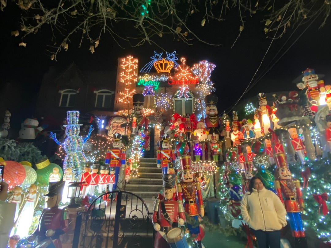 Dyker Heights-布鲁克林必去景点