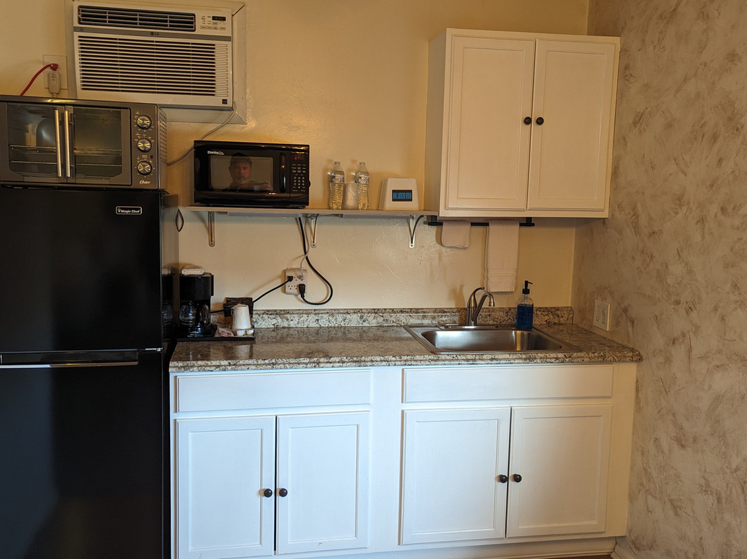 High Desert Inn主图