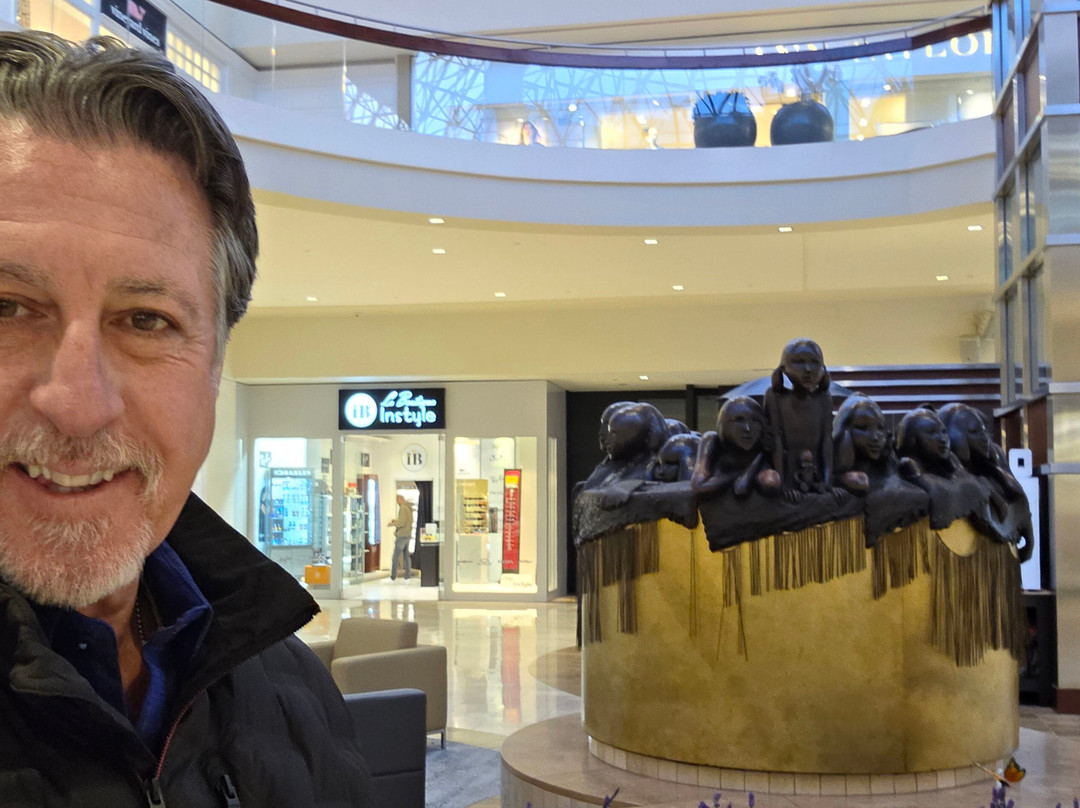 The Shops at Chestnut Hill景点图片
