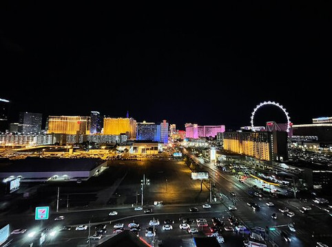 铂金酒店和水疗中心主图