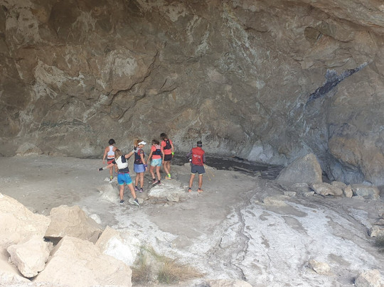 Cueva Del Salitre-Beniajan必去景点