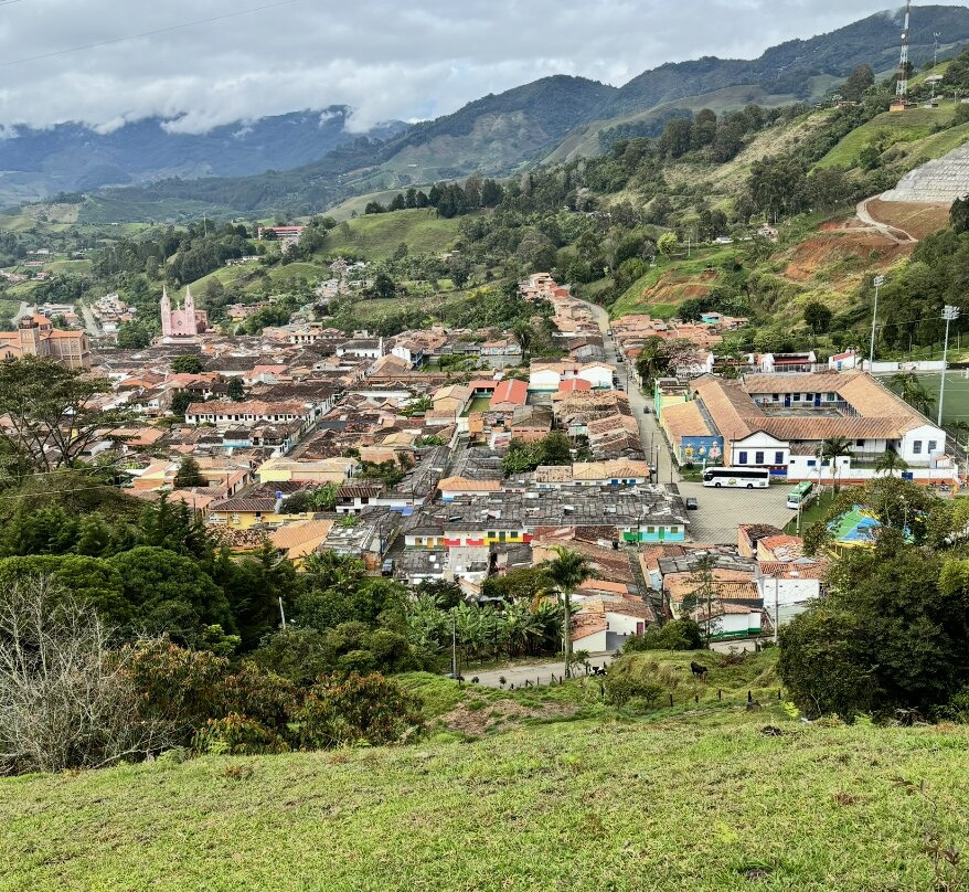 Finca Hotel Cabanas y Flores主图