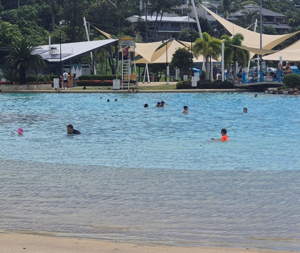 Heart Hotel and Gallery Whitsundays主图