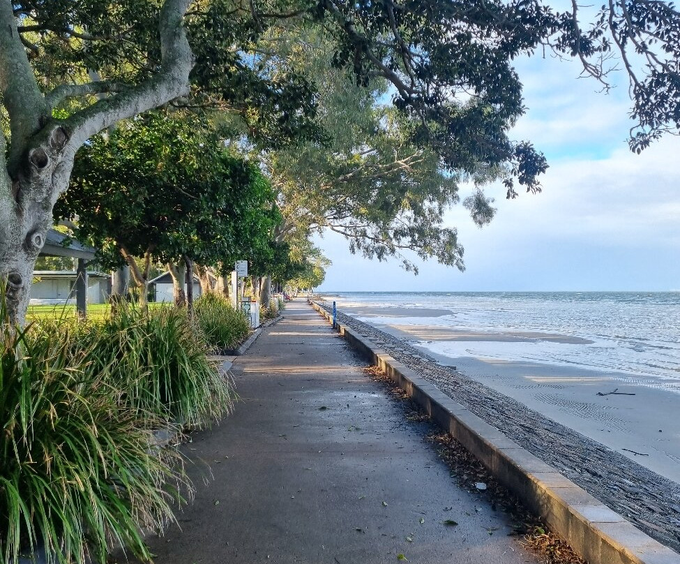 Bongaree Beach景点图片