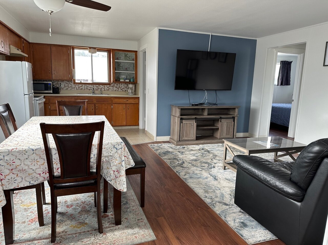 Captain John's Motel主图