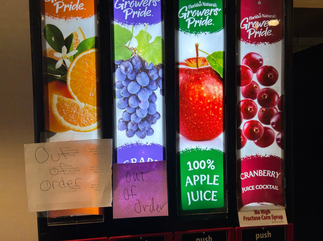 Country Inn & Suites By Radisson, Detroit Lakes, MN主图