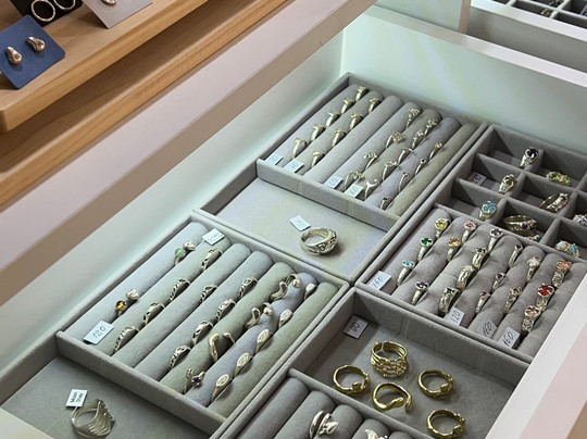 Vanateb Jewelry Store-巴统必去景点