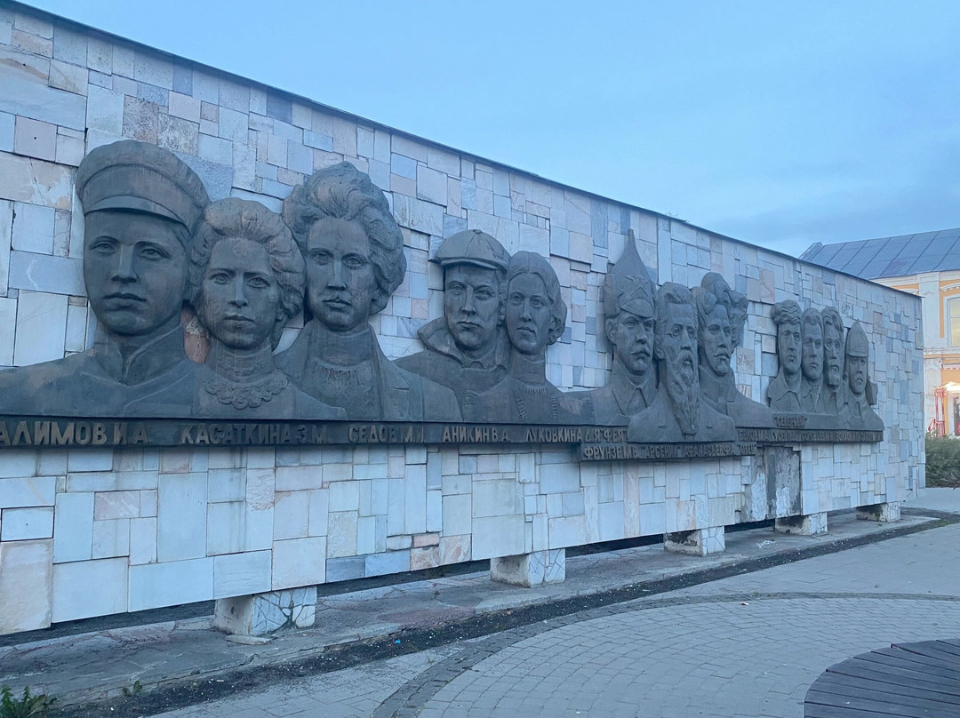 Monument to Revolutionaries-Shuya必去景点