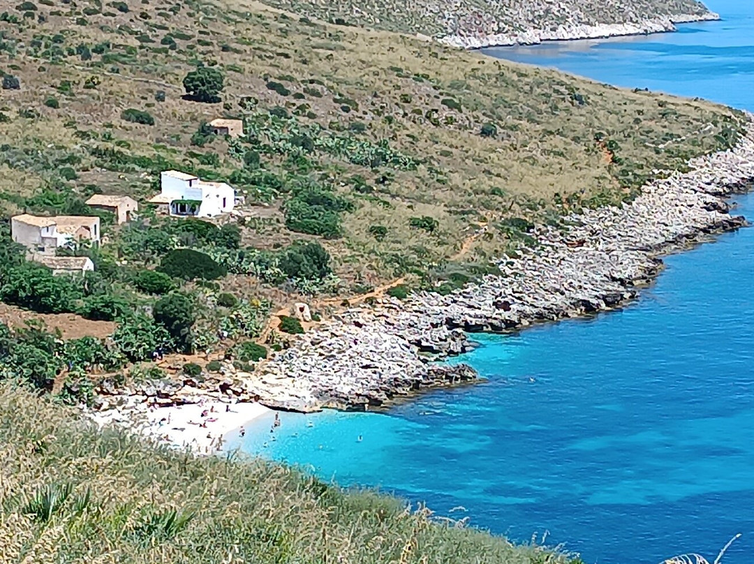 Cala Tonnarella dell'Uzzo-圣维托角必去景点