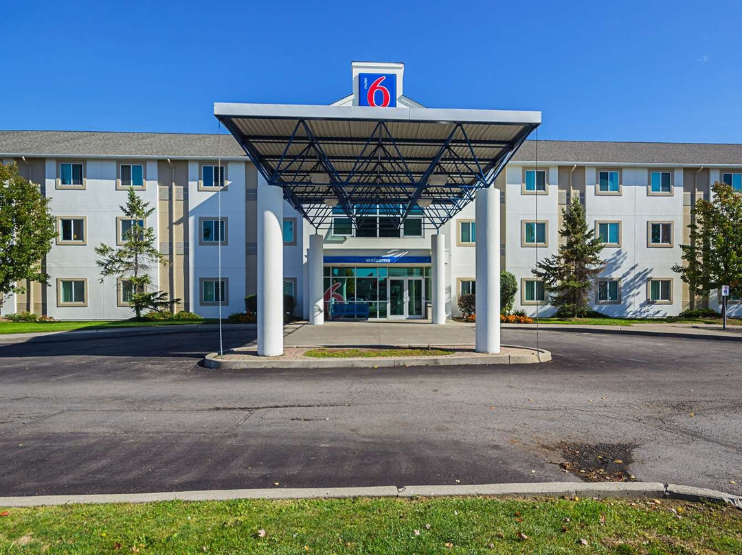 Motel 6 Toronto East - Whitby