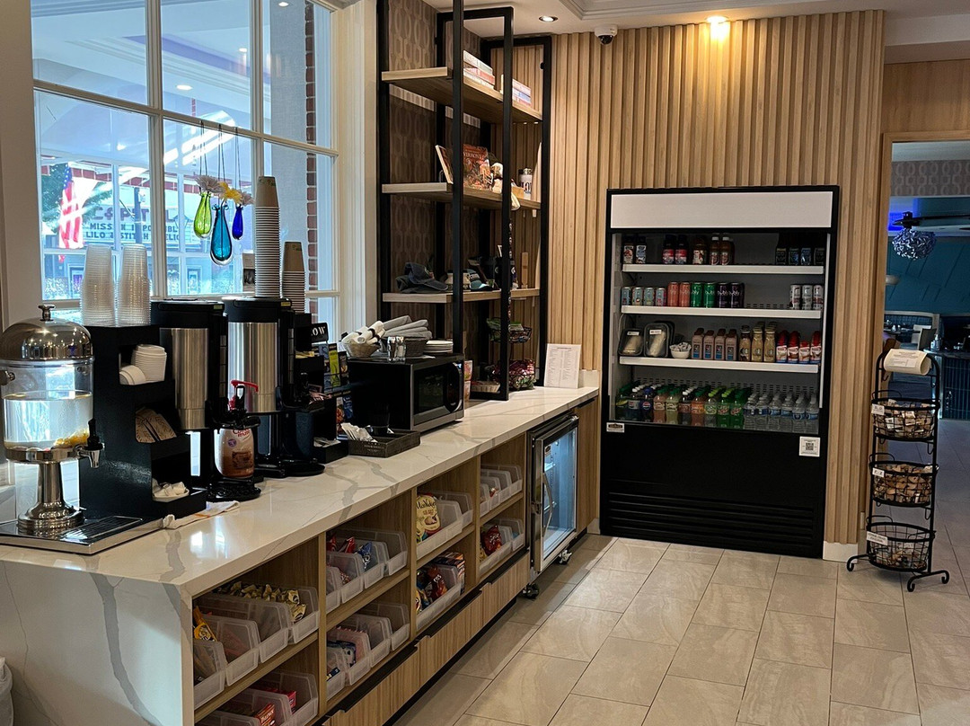 Capitol Plaza Hotel Montpelier, Tapestry Collection by Hilton主图