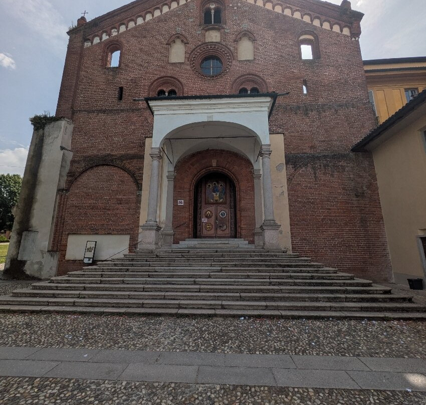 Abbazia Santa Maria di Morimondo-Morimondo必去景点