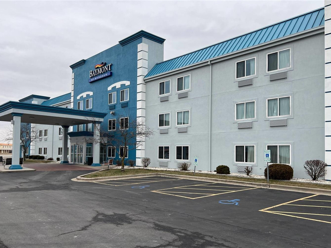 Benld酒店住宿-Baymont by Wyndham Litchfield