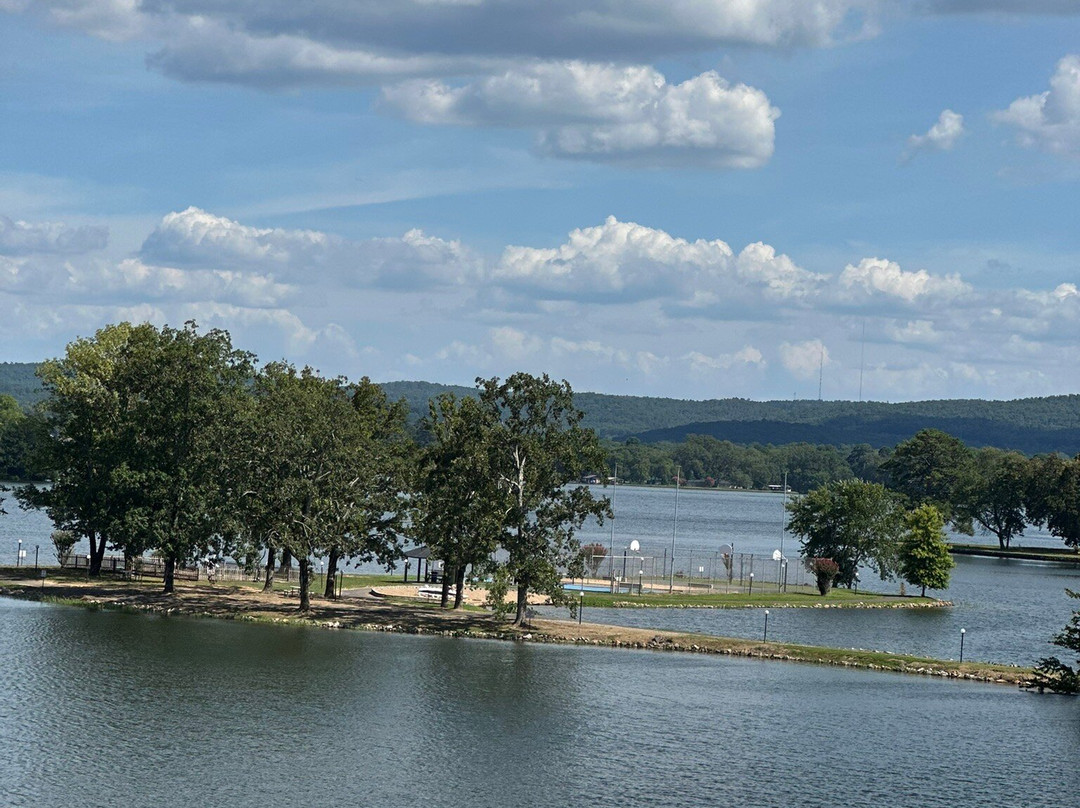 Baymont by Wyndham Hot Springs On the Lake主图