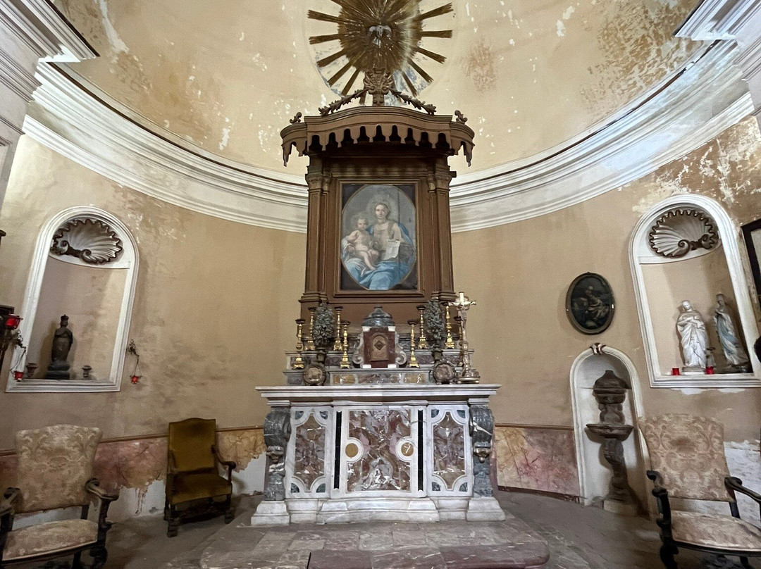 Castello degli Schiavi-Fiumefreddo di Sicilia必去景点