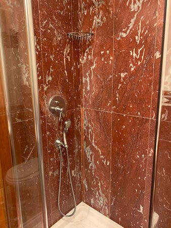 马科尼酒店主图