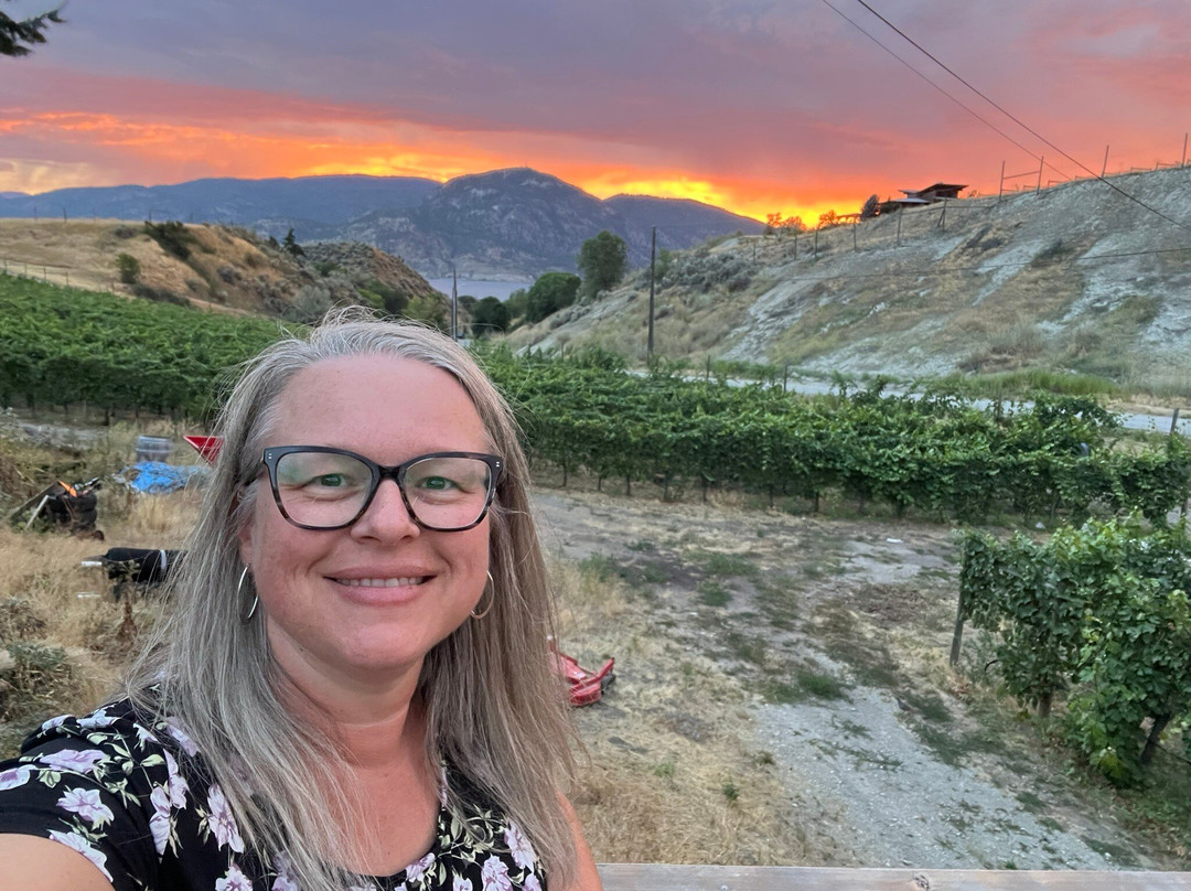 Howling Bluff Estate Winery-彭蒂克顿必去景点