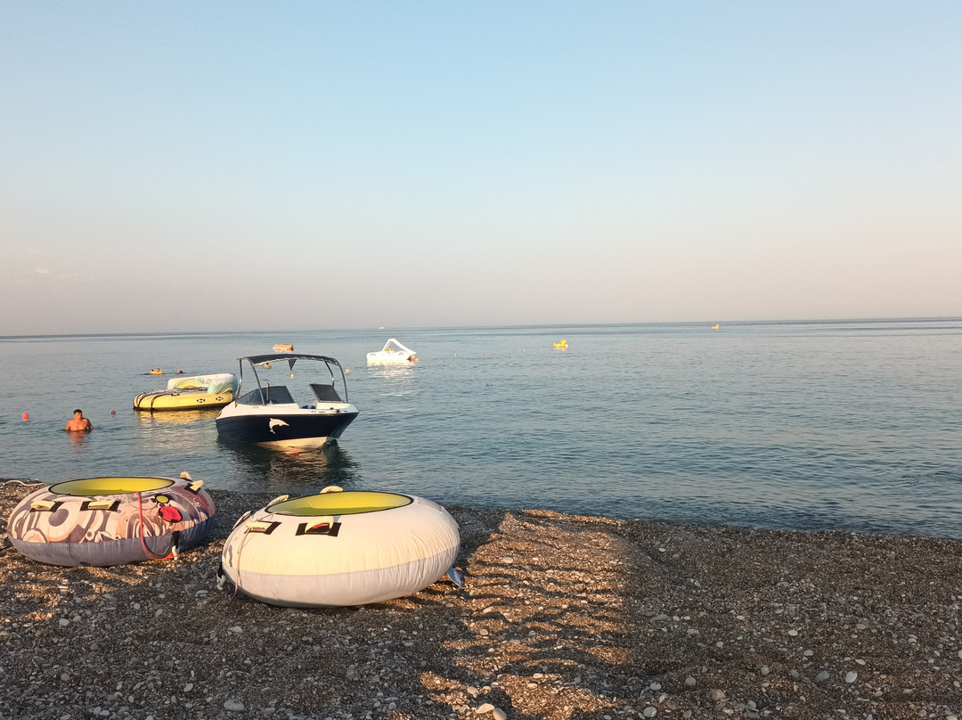 𝗕𝗹𝘂𝗲 𝗟𝗶𝗴𝗵𝘁 𝗪𝗮𝘁𝗲𝗿𝘀𝗽𝗼𝗿𝘁𝘀 𝗥𝗵𝗼𝗱𝗲𝘀-Afandou必去景点