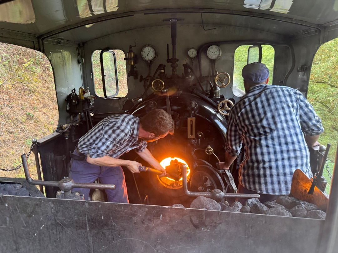 Train De L'Ardeche-图尔农必去景点