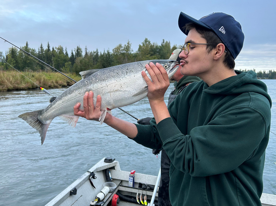 Kenai Kingpin Sportfishing-索尔多特纳必去景点