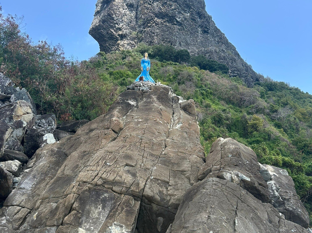 Praia da Conceição-费尔南多-迪诺罗尼亚群岛必去景点