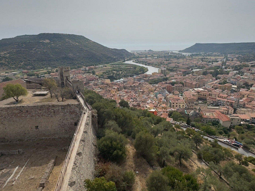 Castello Di Bosa-博萨必去景点