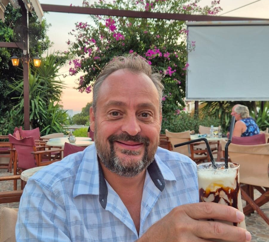 Zig Zag Bar Pefkos-Pefkos必去景点