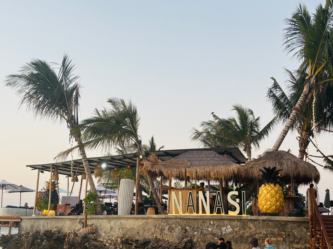 Nanasi Beach Club