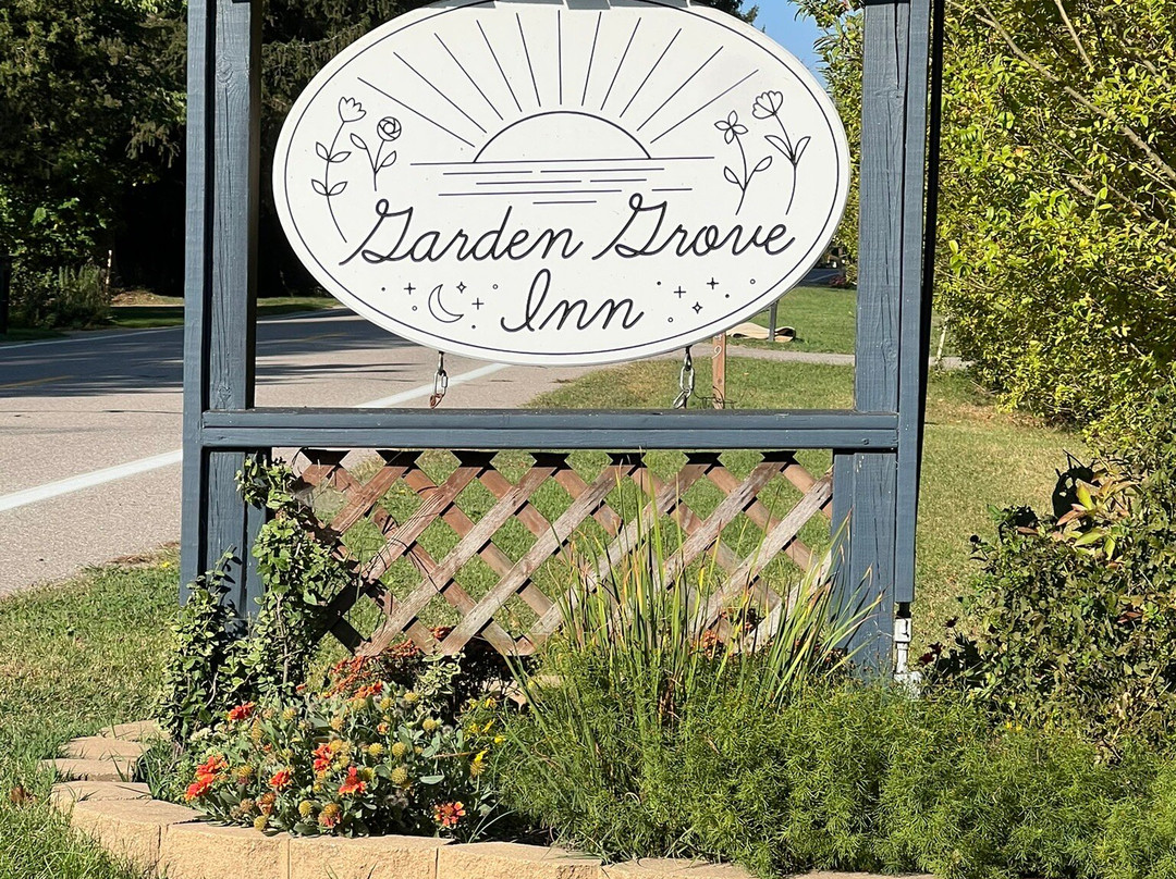 Garden Grove Inn: Bed & Breakfast主图