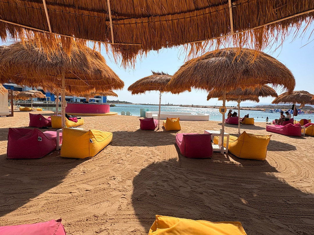 B12 Beach Club at Ayla-亚喀巴必去景点