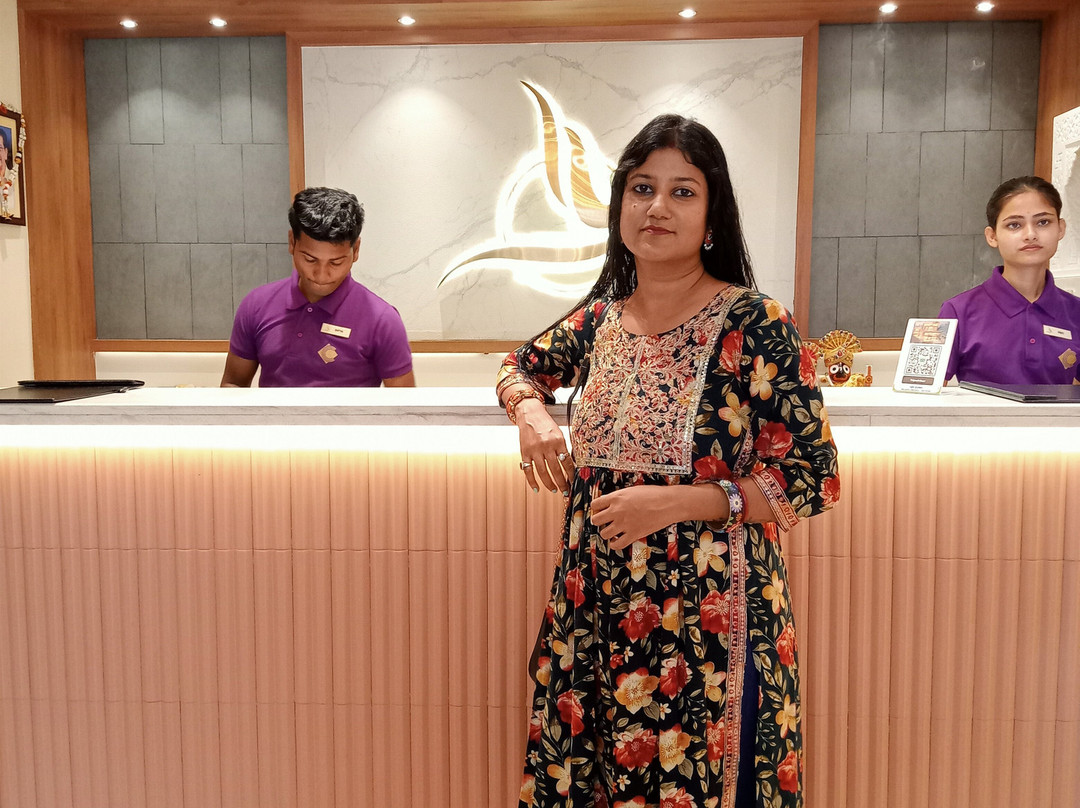 Cozzet Victoria主图